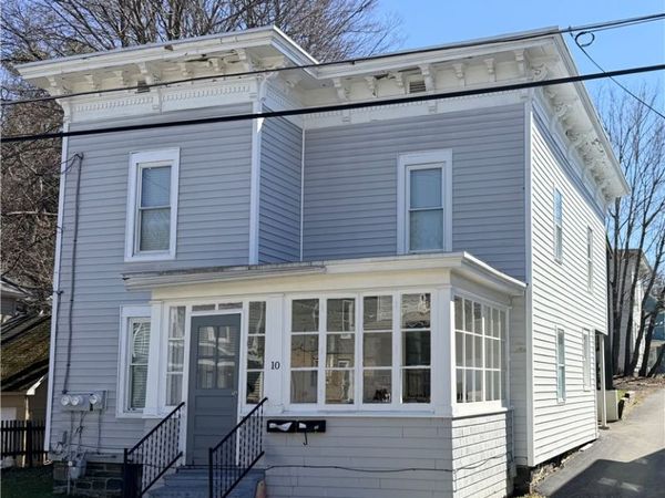 10 Reynolds Avenue , Oneonta, NY 13820