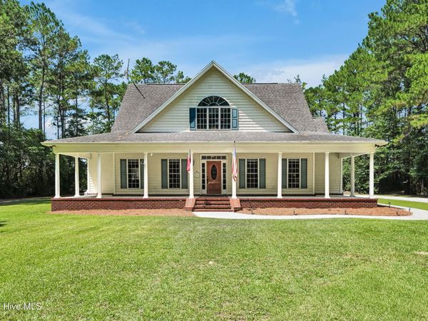 893 Horse Branch Road, Burgaw, NC 28425