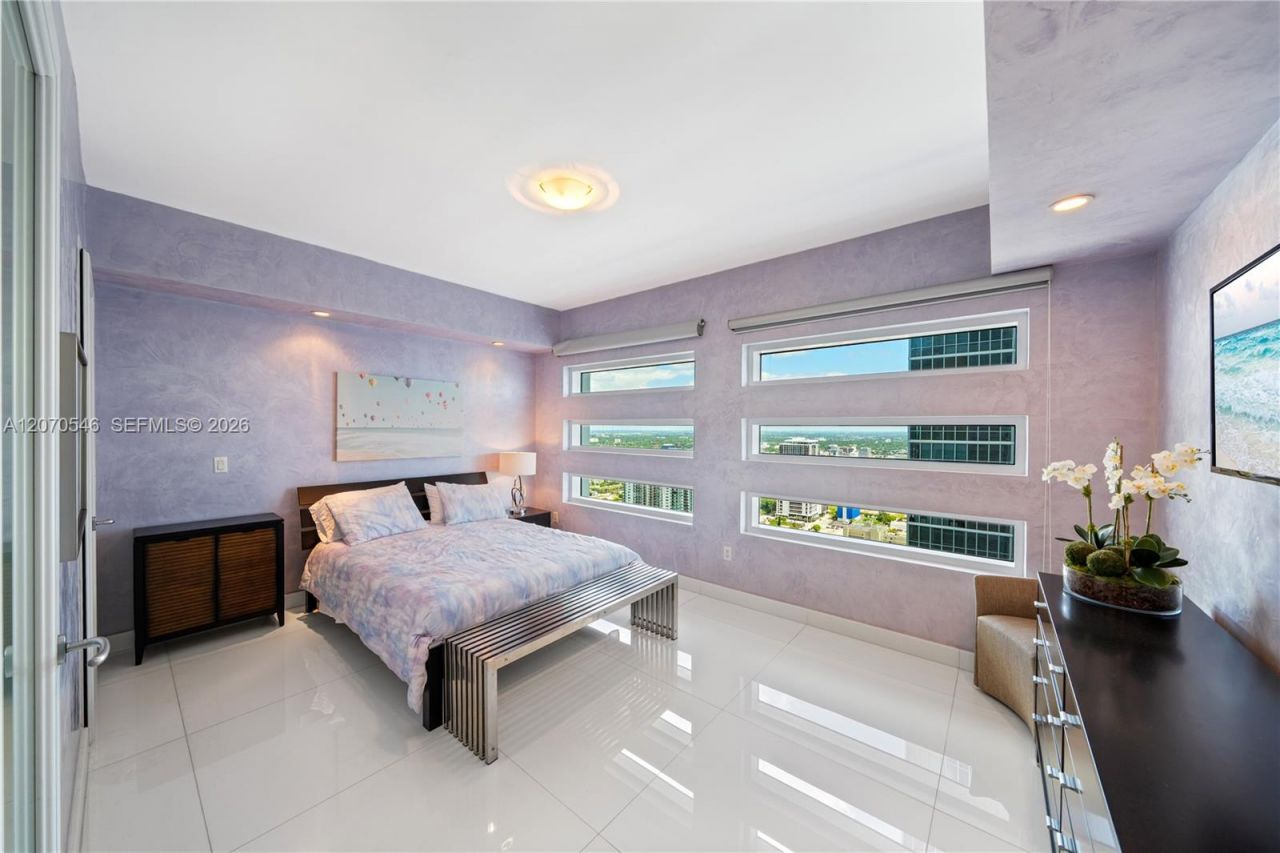 1040 Biscayne Blvd , Unit 4403, Miami, FL 33132 Photo