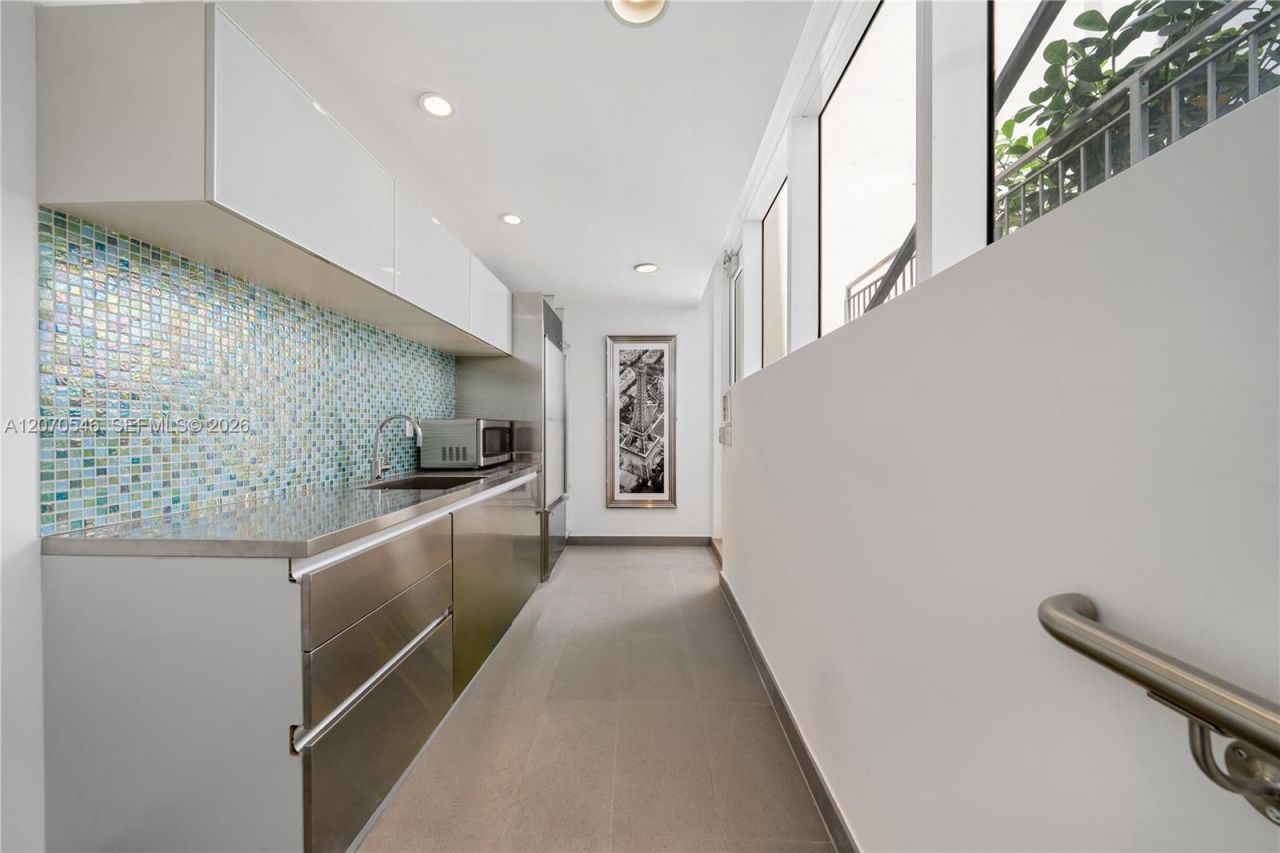 1040 Biscayne Blvd , Unit 4403, Miami, FL 33132 Photo