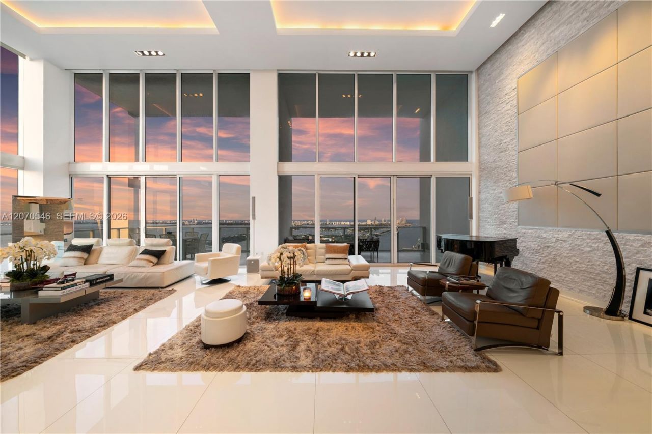 1040 Biscayne Blvd , Unit 4403, Miami, FL 33132 Photo