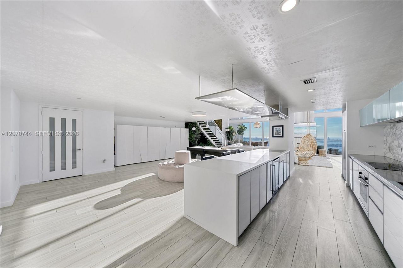 1040 Biscayne Blvd , Unit 4602, Miami, FL 33132 Photo