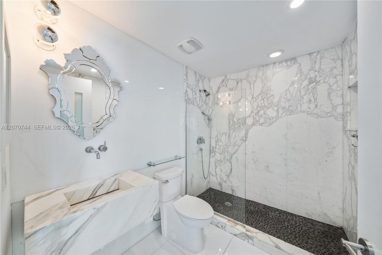 1040 Biscayne Blvd , Unit 4602, Miami, FL 33132 Photo