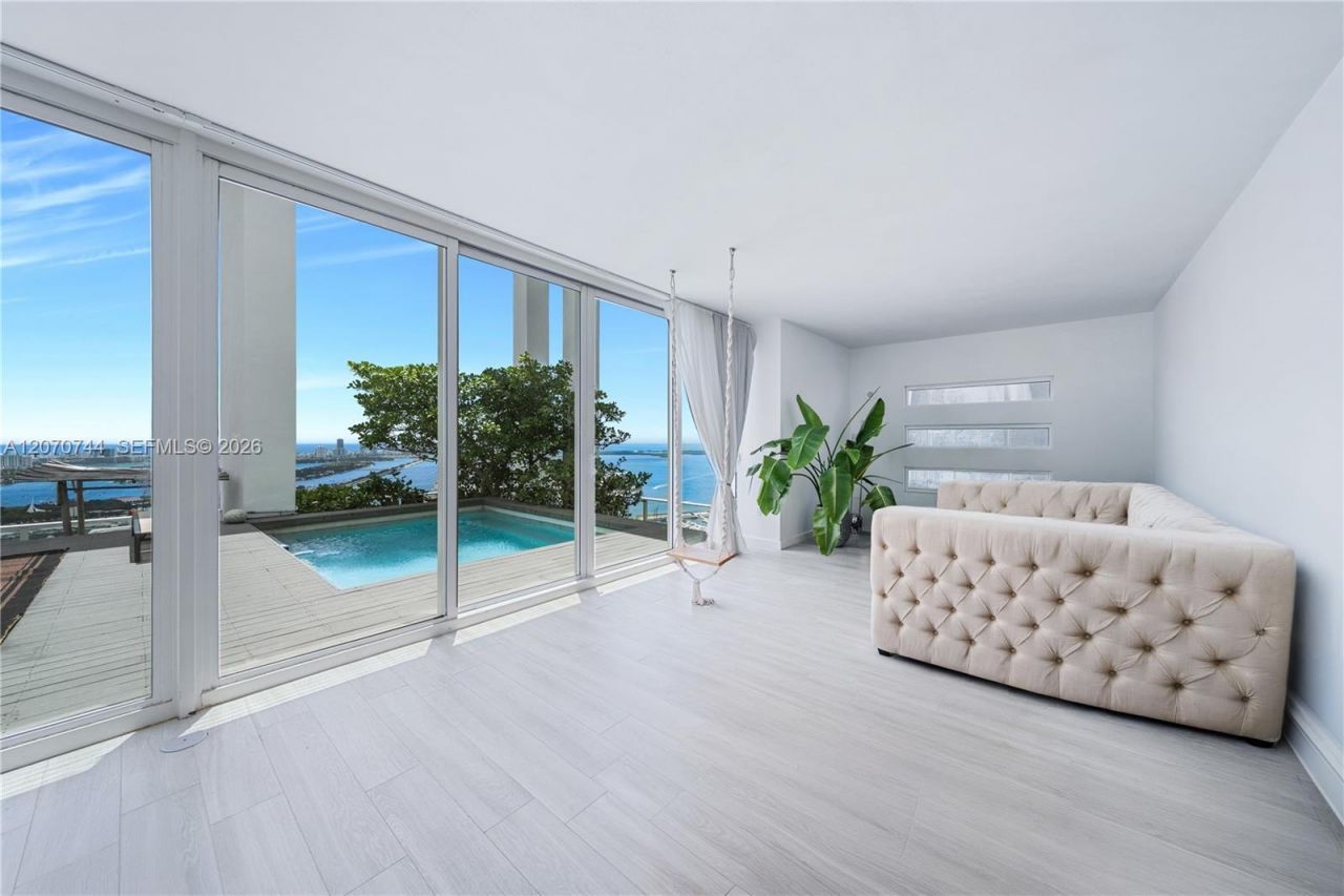 1040 Biscayne Blvd , Unit 4602, Miami, FL 33132 Photo