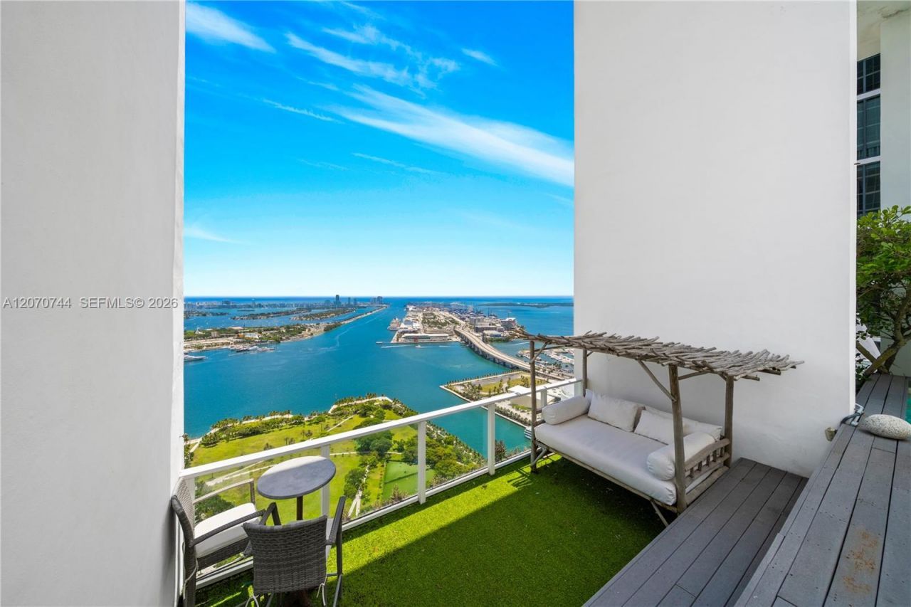 1040 Biscayne Blvd , Unit 4602, Miami, FL 33132 Photo