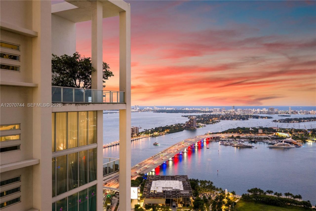 1040 Biscayne Blvd , Unit 4602, Miami, FL 33132 Photo