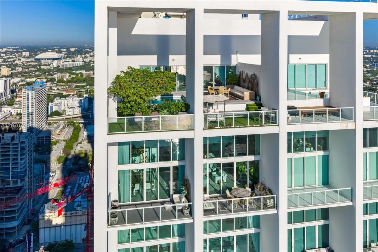 1040 Biscayne Blvd , Unit 4602, Miami, FL 33132 Photo