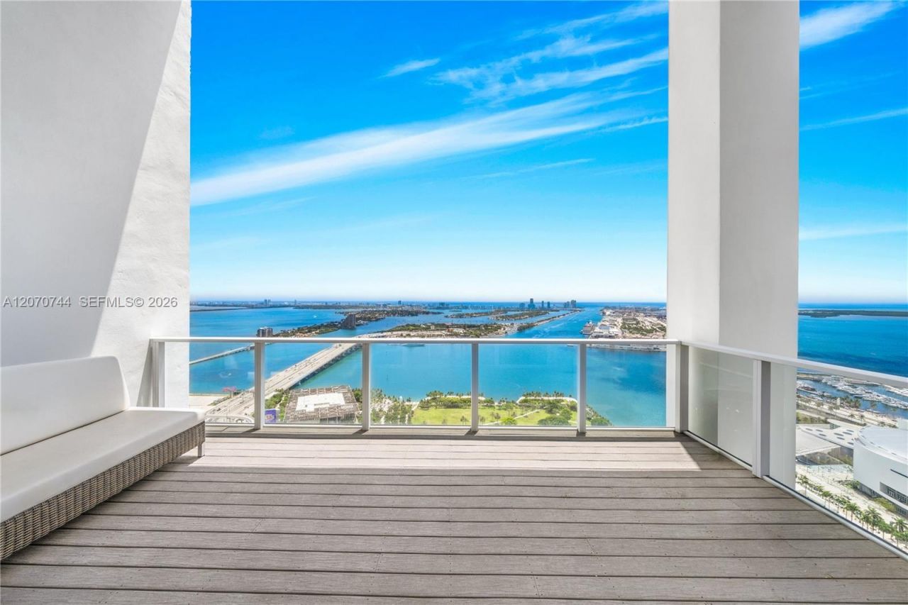1040 Biscayne Blvd , Unit 4602, Miami, FL 33132 Photo