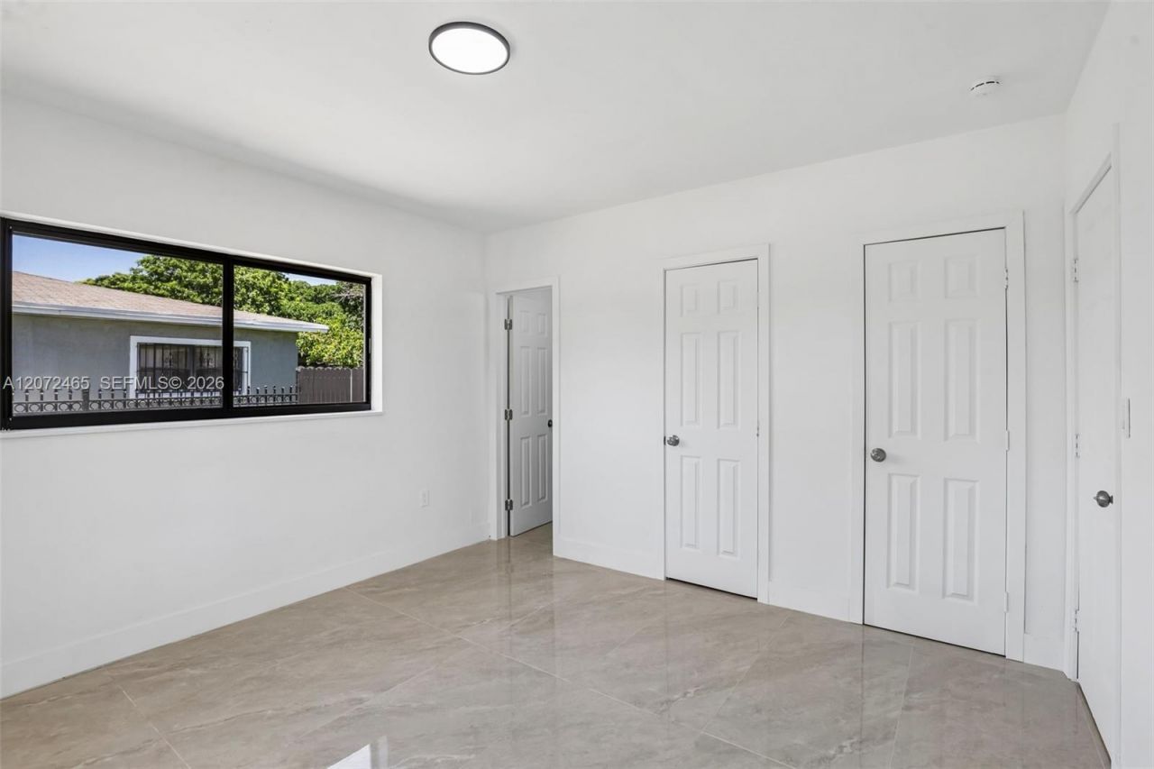 521 NW 189th Ter , Miami Gardens, FL 33169 Photo
