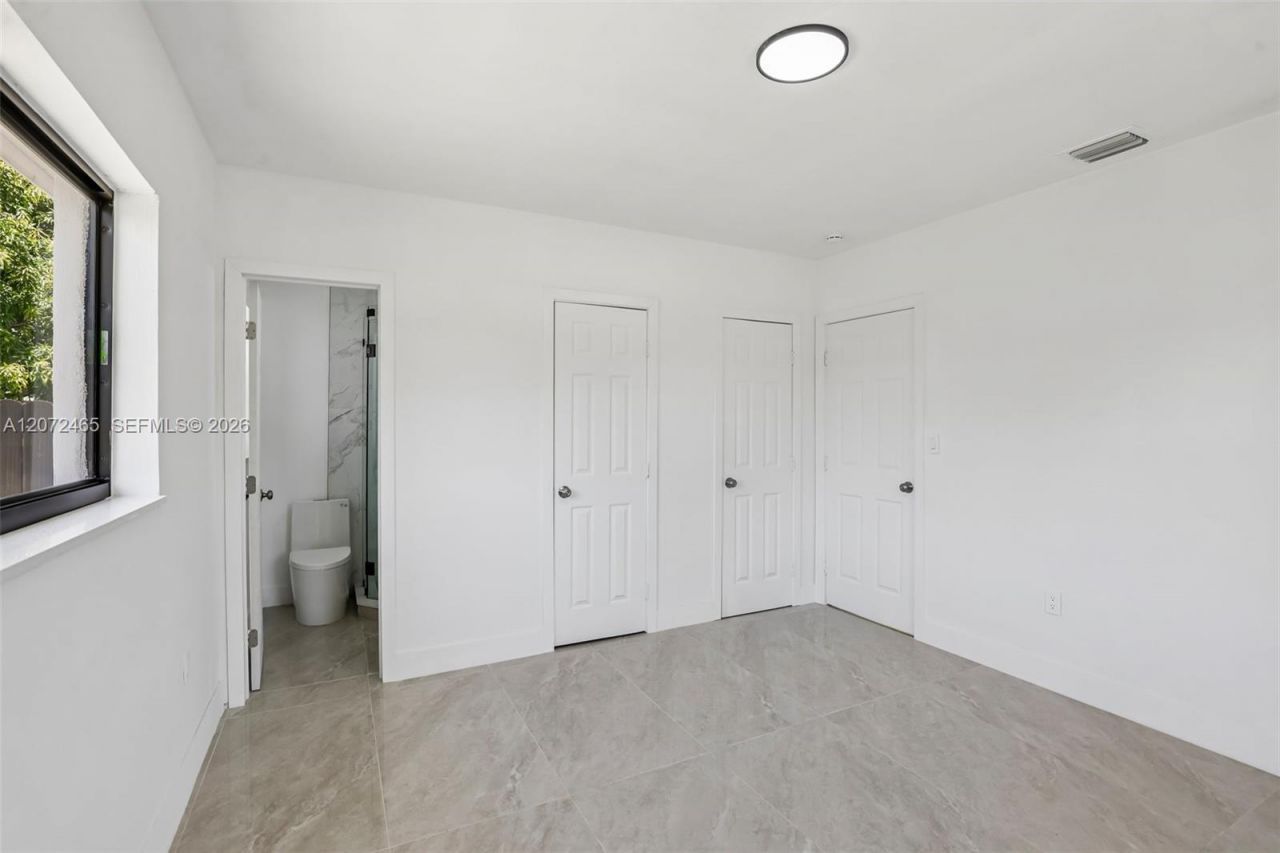 521 NW 189th Ter , Miami Gardens, FL 33169 Photo