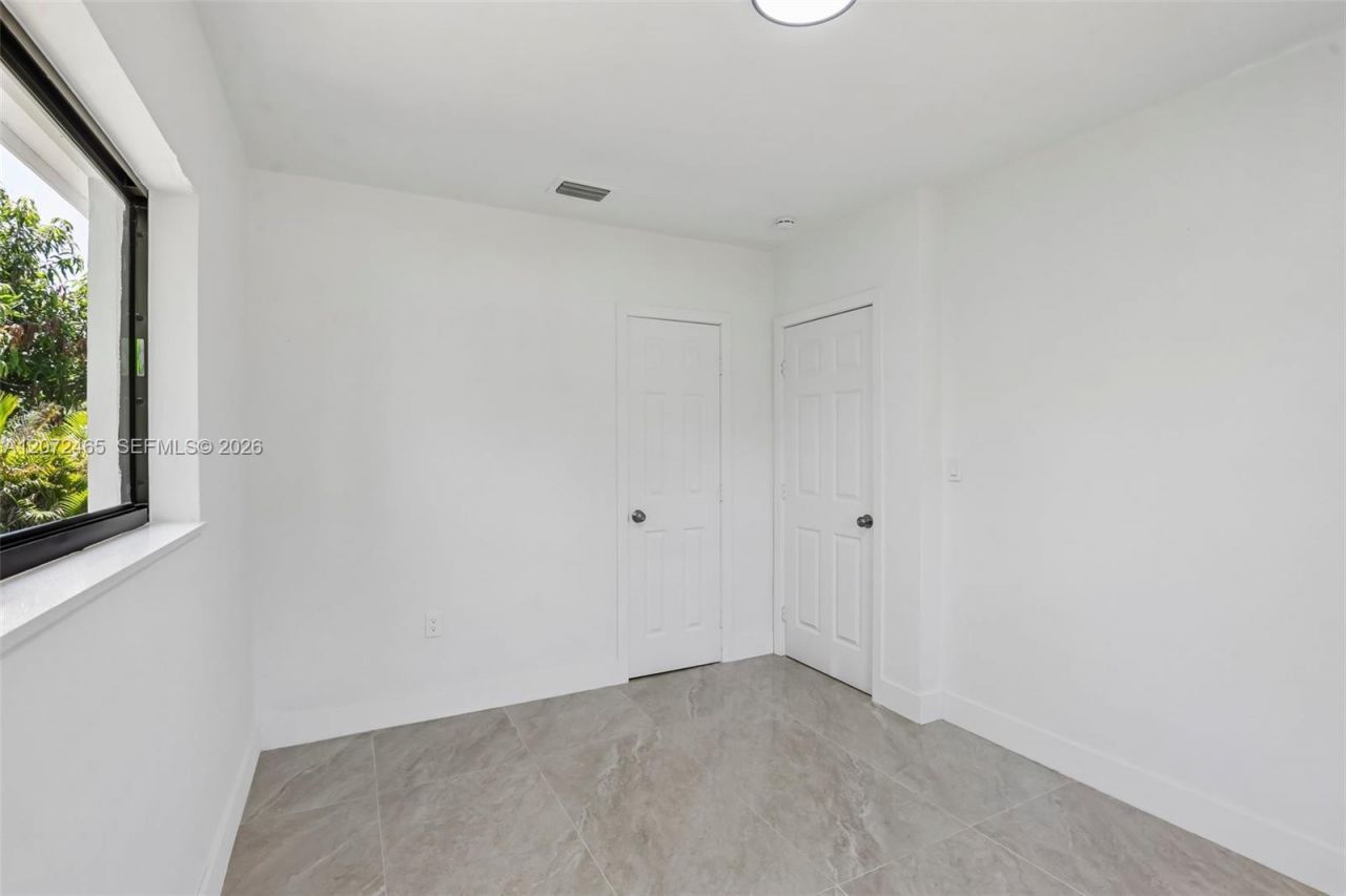 521 NW 189th Ter , Miami Gardens, FL 33169 Photo