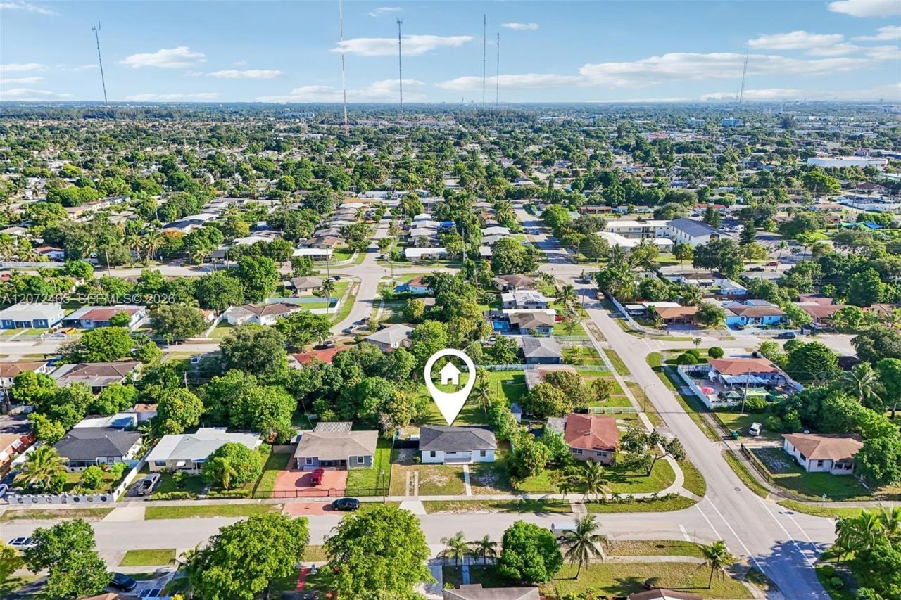 521 NW 189th Ter , Miami Gardens, FL 33169 Photo