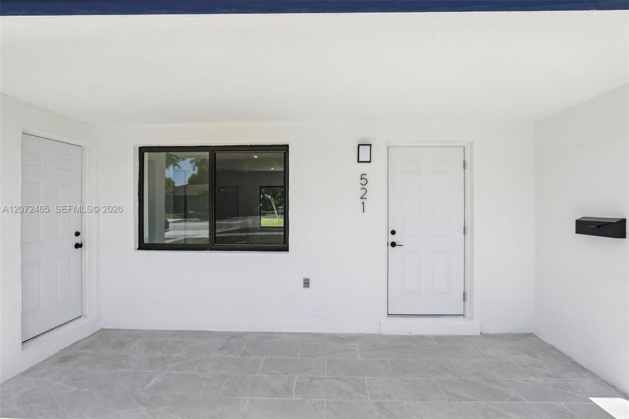 521 NW 189th Ter , Miami Gardens, FL 33169 Photo
