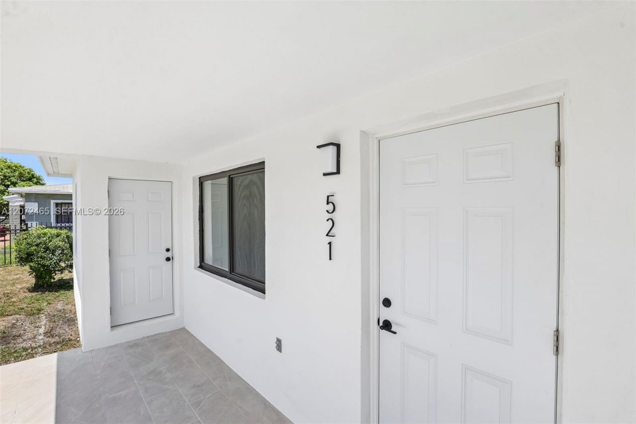 521 NW 189th Ter , Miami Gardens, FL 33169 Photo