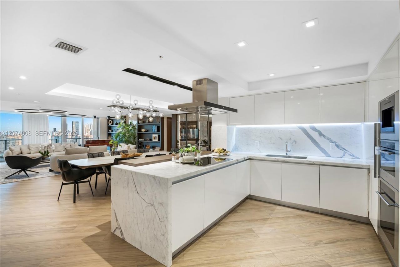 330 Sunny Isles Blvd , Unit 5-2403, Sunny Isles Beach, FL 33160 Photo