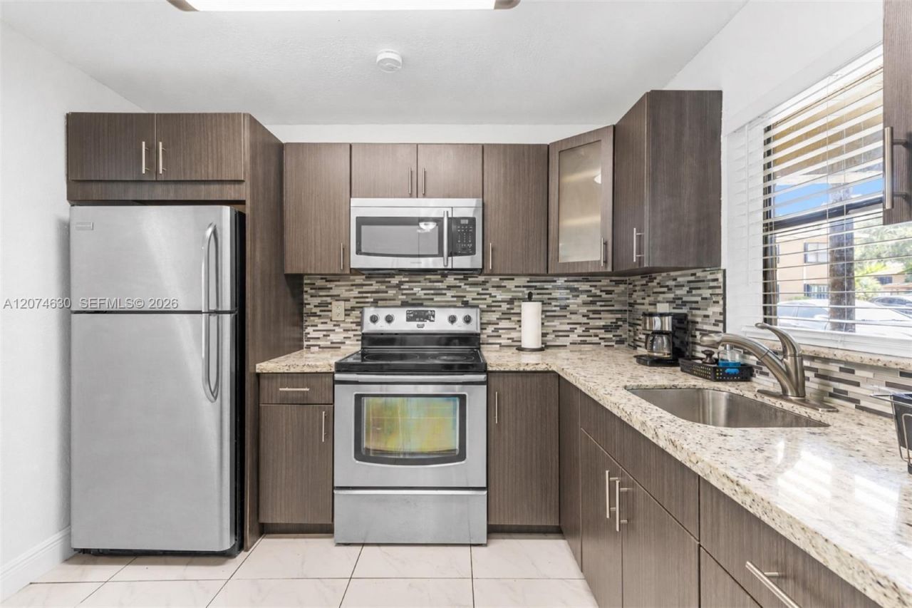 6745 W 26th Dr , Unit 103-4, Hialeah, FL 33016 Photo