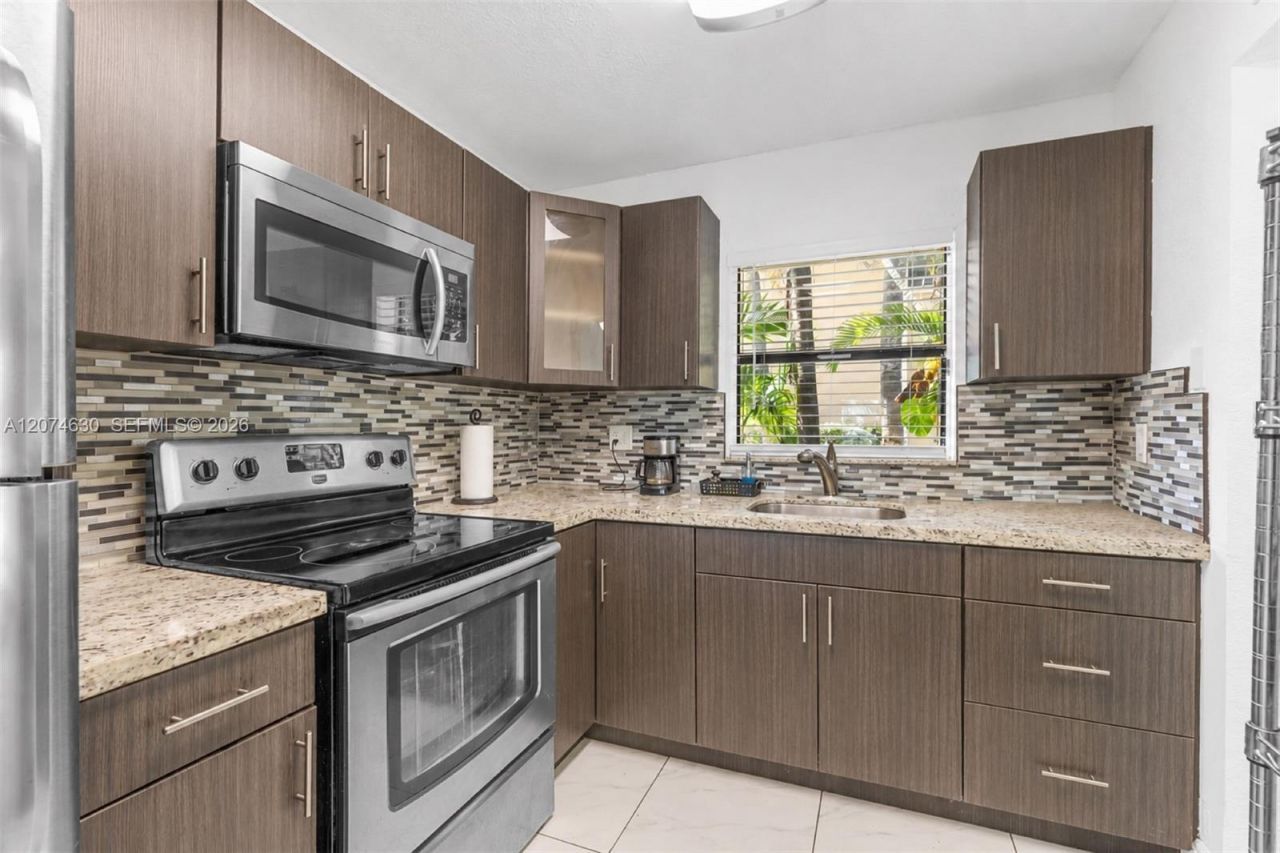 6745 W 26th Dr , Unit 103-4, Hialeah, FL 33016 Photo