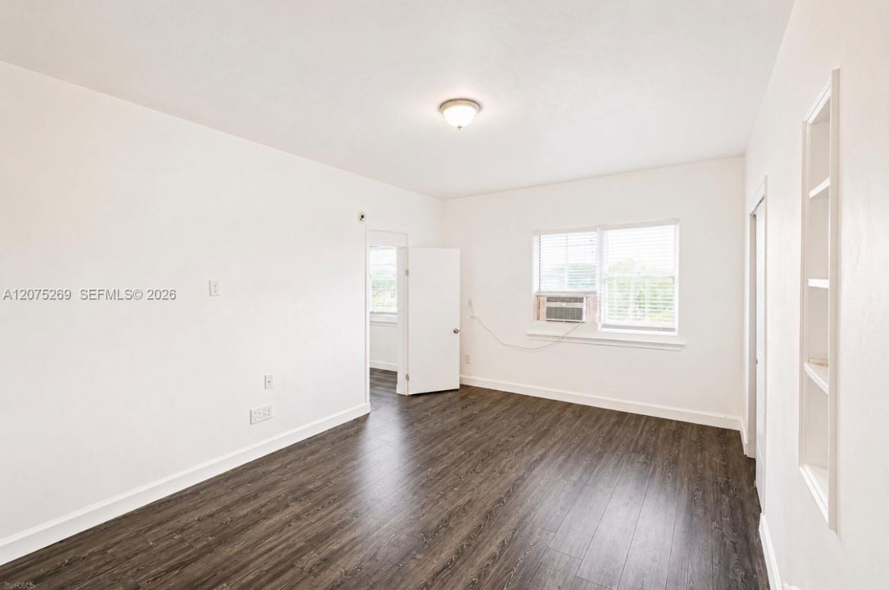 2300 W Flagler St , Unit 18, Miami, FL 33135 Photo