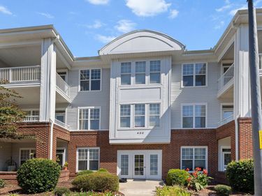 427 Eyam Hall Lane, Apex, NC 27502
