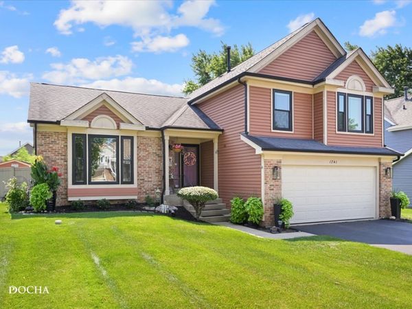 1741 Somerfield Lane , Crystal Lake, IL 60014