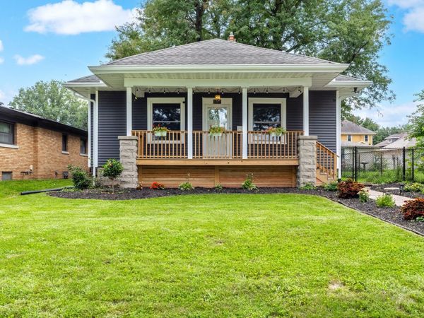 1107 W 16th Street , Davenport, IA 52804