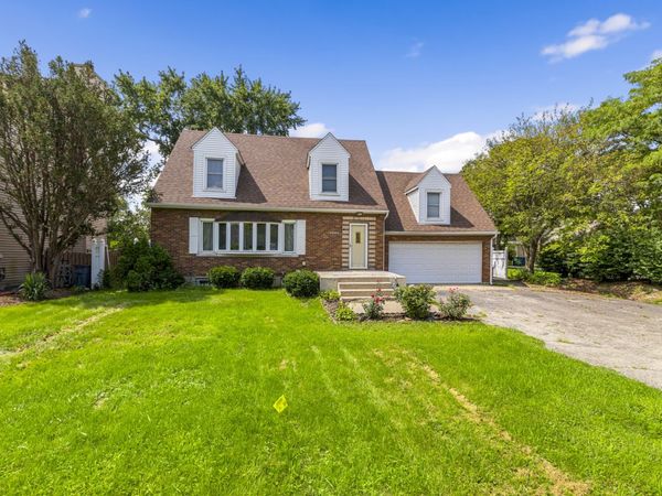 1801 W Carriage Court , Addison, IL 60101