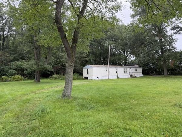 19020 State Line Road, Edwardsburg, MI 49112