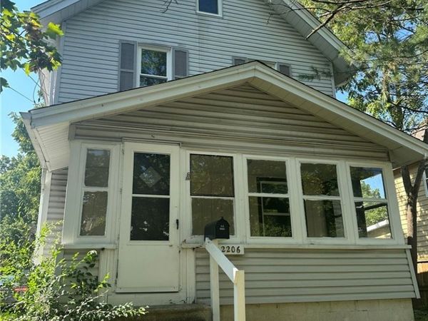 2206 25th Street SW, Akron, OH 44314