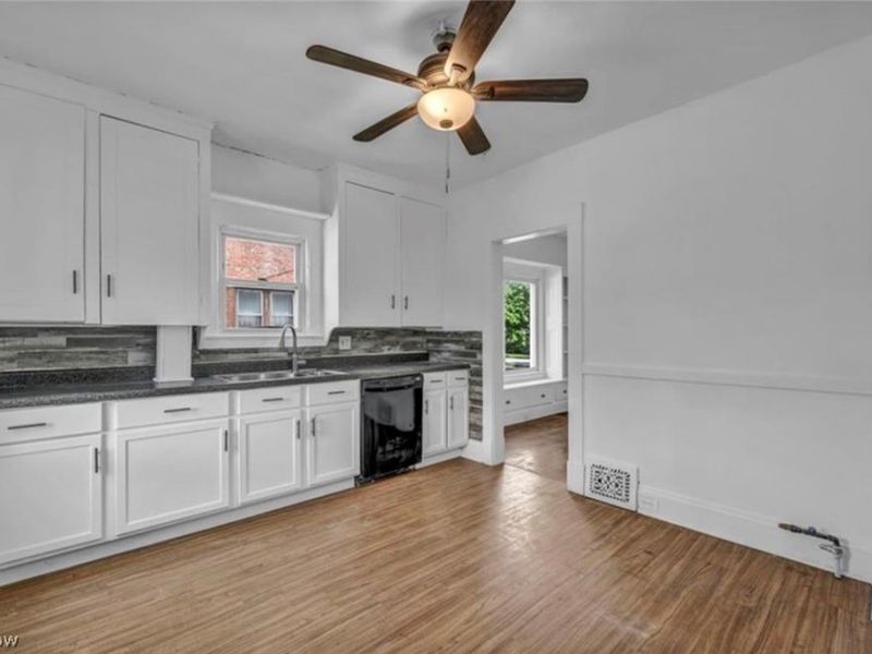 1516 W 116th Street , Cleveland, OH 44102 Photo 38
