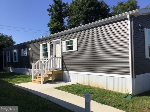 20 KENNEDY DRIVE , FAIRLESS HILLS, PA 19030