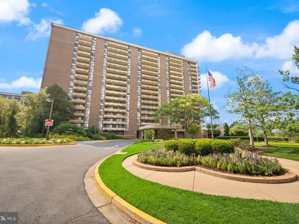 1800 OLD MEADOW ROAD, Unit 1619, MCLEAN, VA 22102