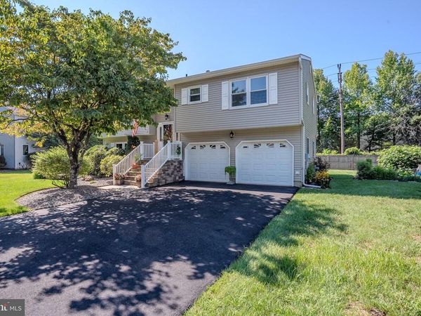 31 PULLMAN LOOP, DAYTON, NJ 08810