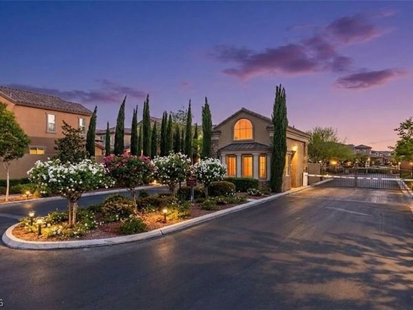 11290 Corsica Mist Avenue, Las Vegas, NV 89135