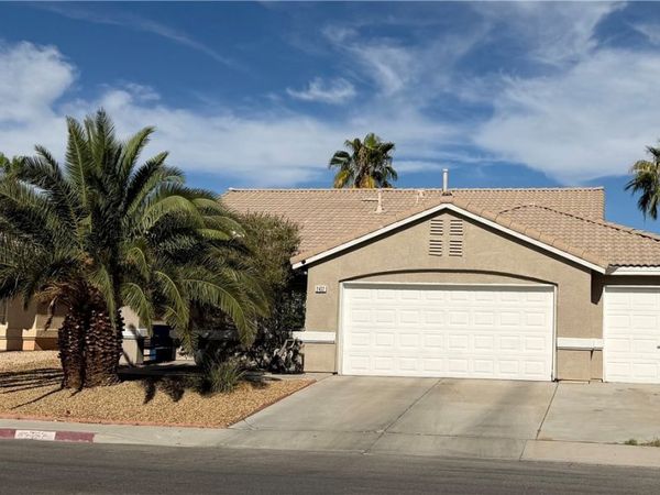2432 Rocky Brook Street , North Las Vegas, NV 89030
