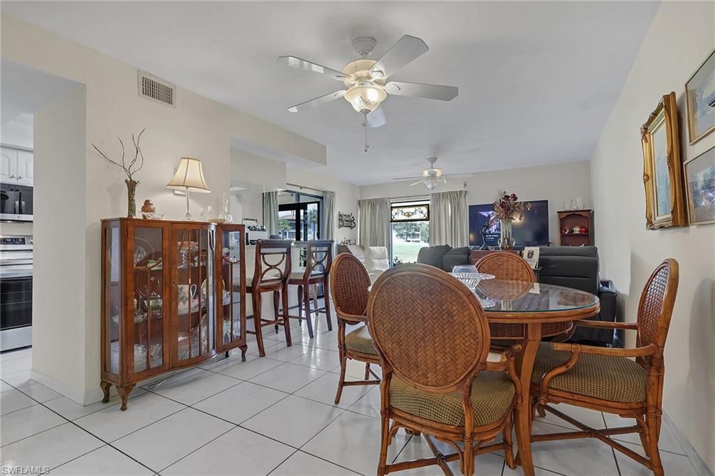 5770 Trailwinds Dr , Unit 213, Fort Myers, FL 33907 Photo