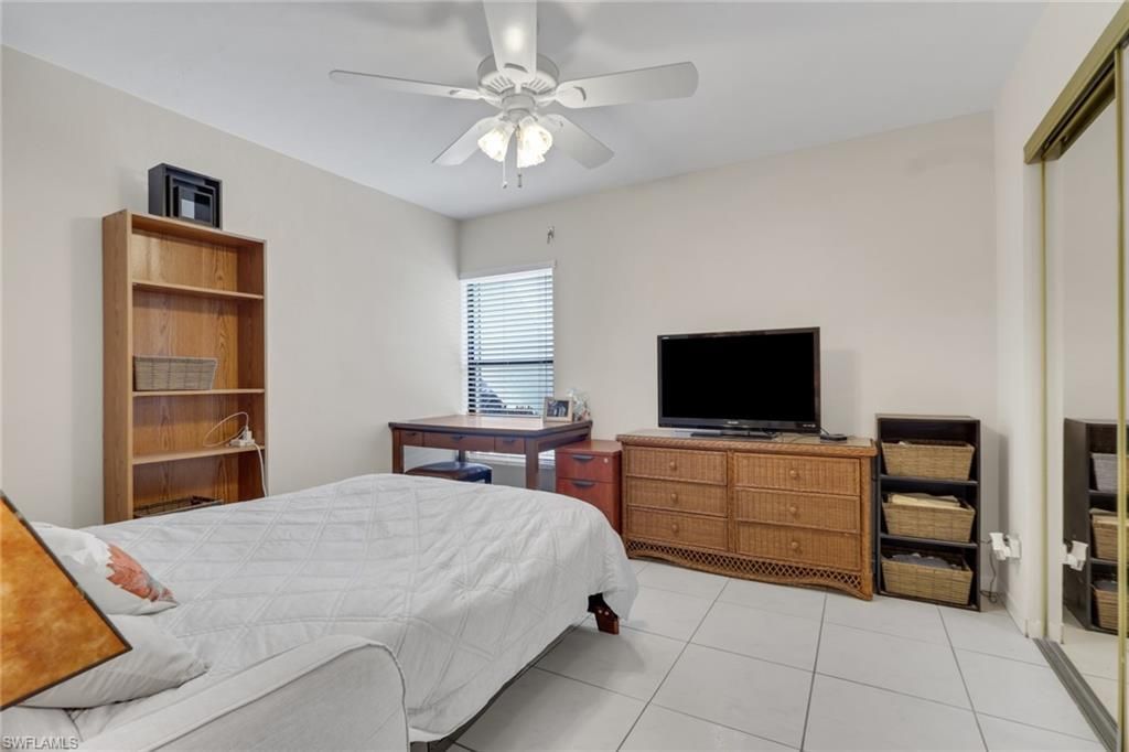 5770 Trailwinds Dr , Unit 213, Fort Myers, FL 33907 Photo