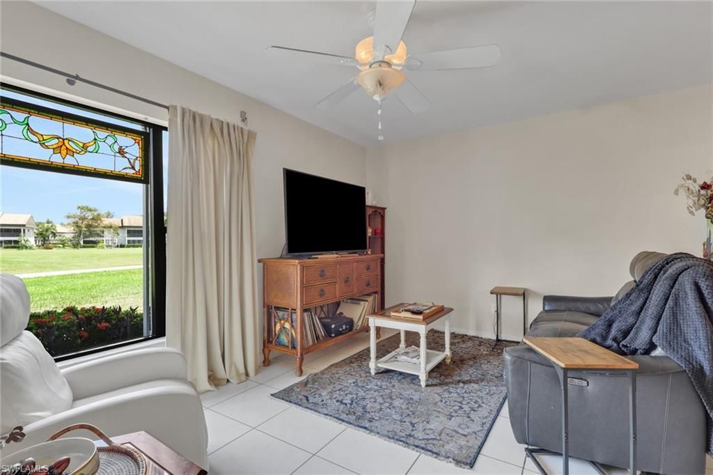 5770 Trailwinds Dr , Unit 213, Fort Myers, FL 33907 Photo