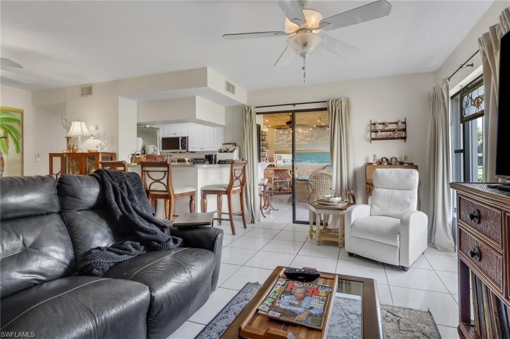 5770 Trailwinds Dr , Unit 213, Fort Myers, FL 33907 Photo