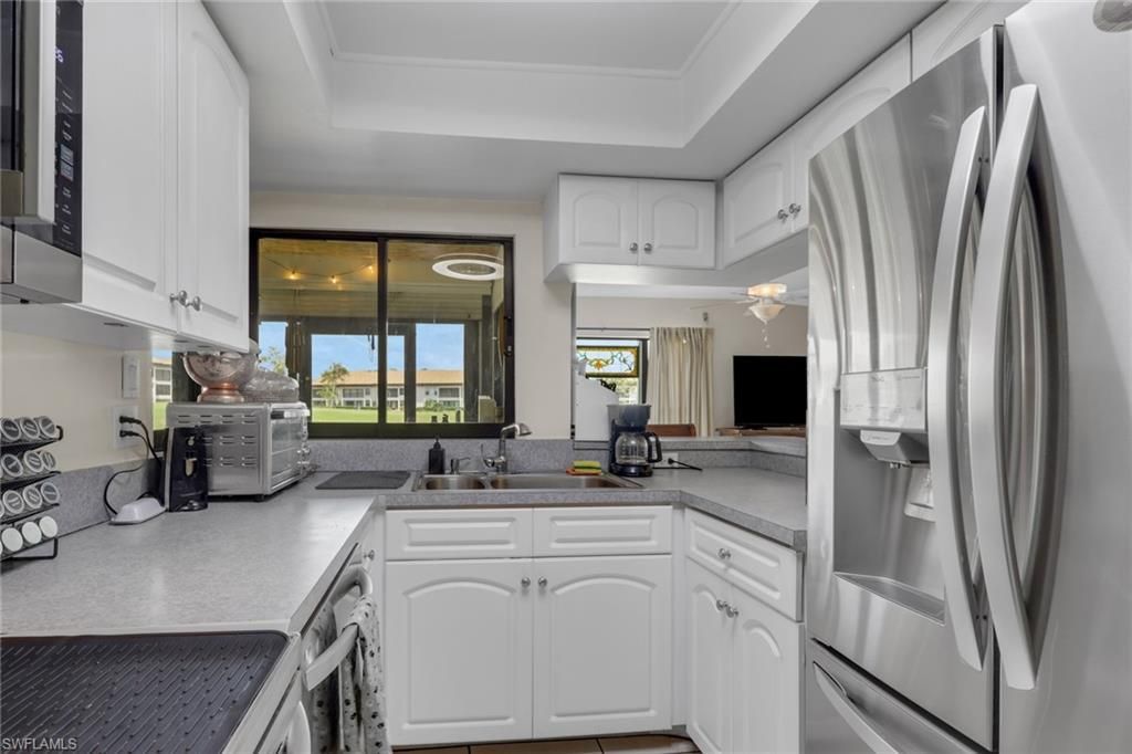 5770 Trailwinds Dr , Unit 213, Fort Myers, FL 33907 Photo