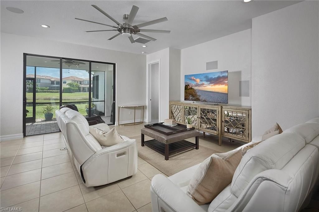 3742 Madeira Ct, Naples, FL 34119 Photo
