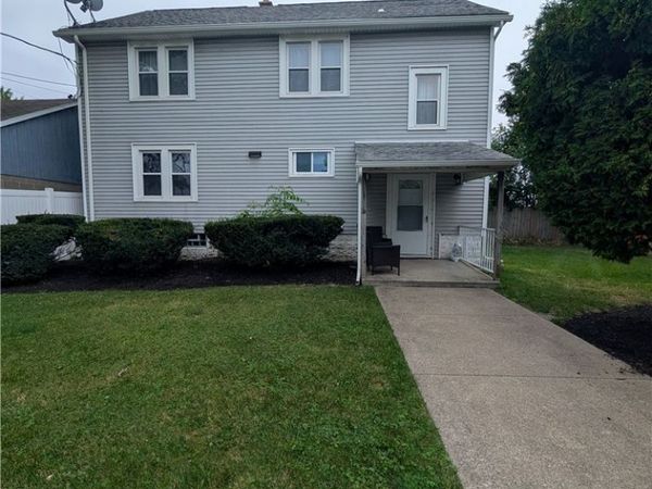 76 Meadow Place , Buffalo, NY 14225