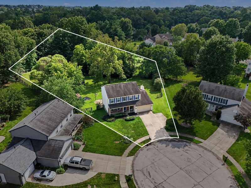 10015 Bent Tree Circle, Union, KY 41091 Photo 2