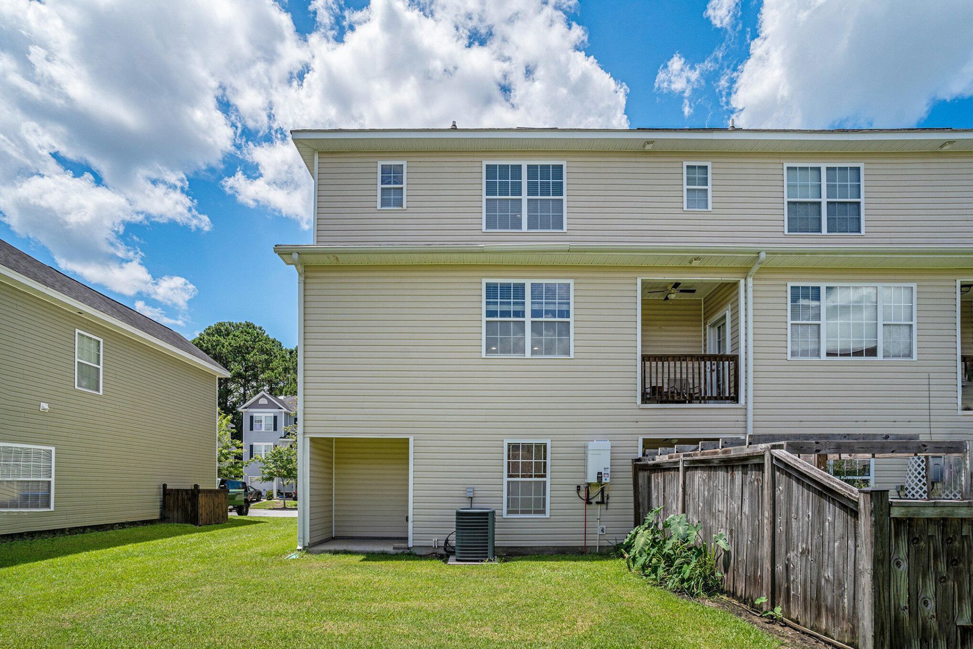 4064 Hartland Street Photo 26