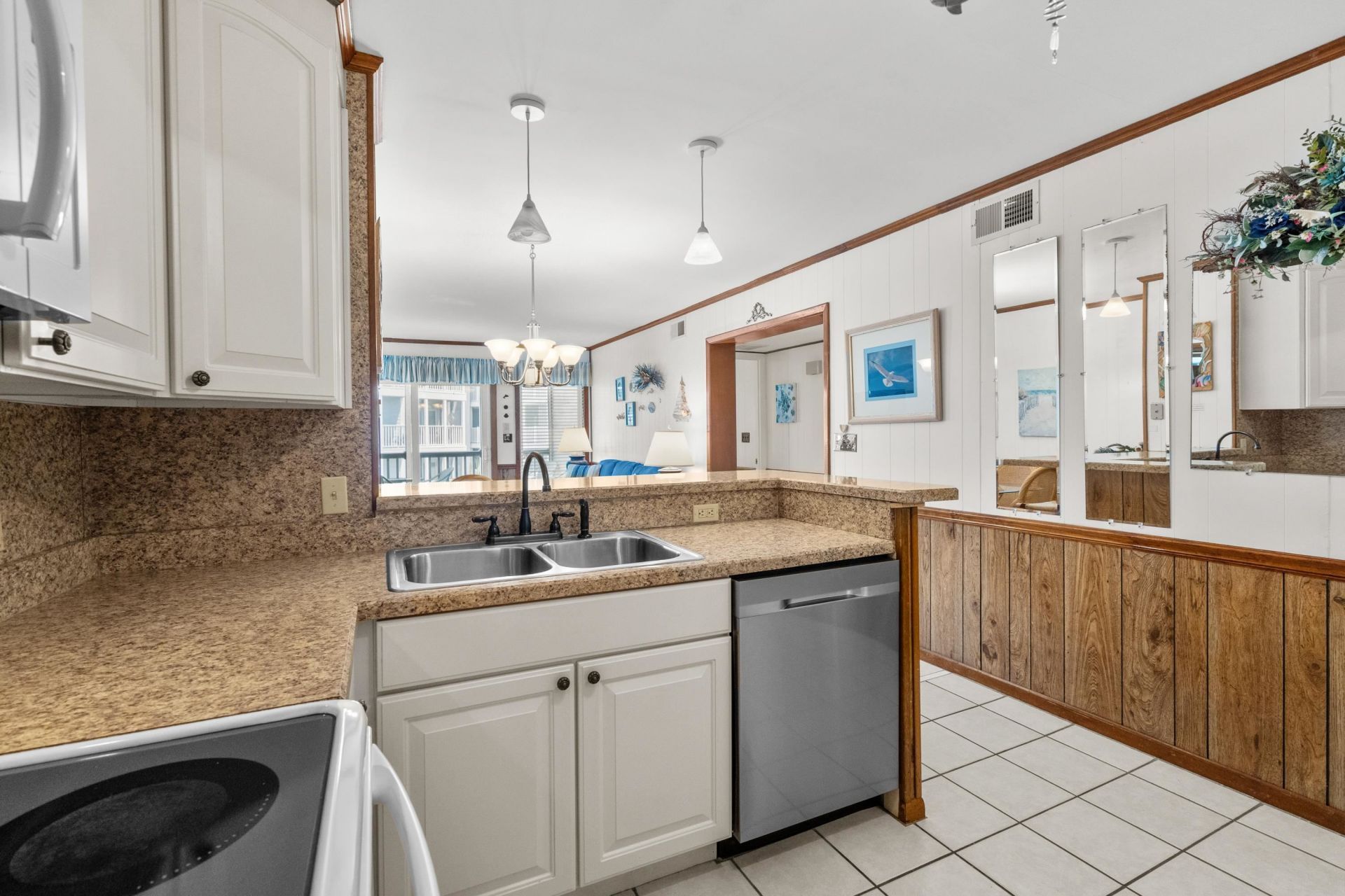 9570 Shore Dr. Photo 14