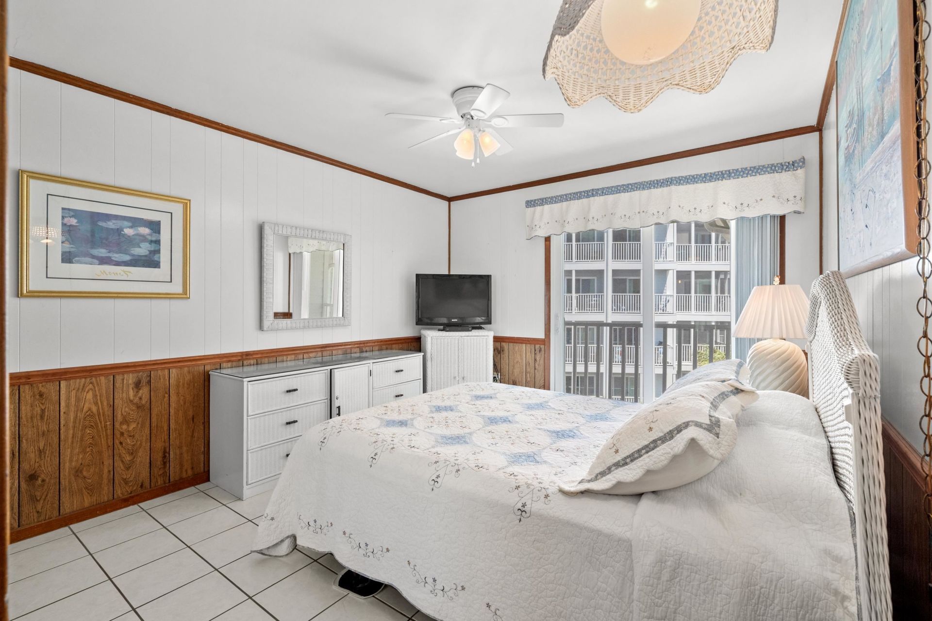 9570 Shore Dr. Photo 16