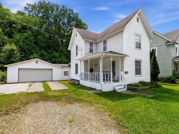 406 N Main Street, Allegan, MI 49010