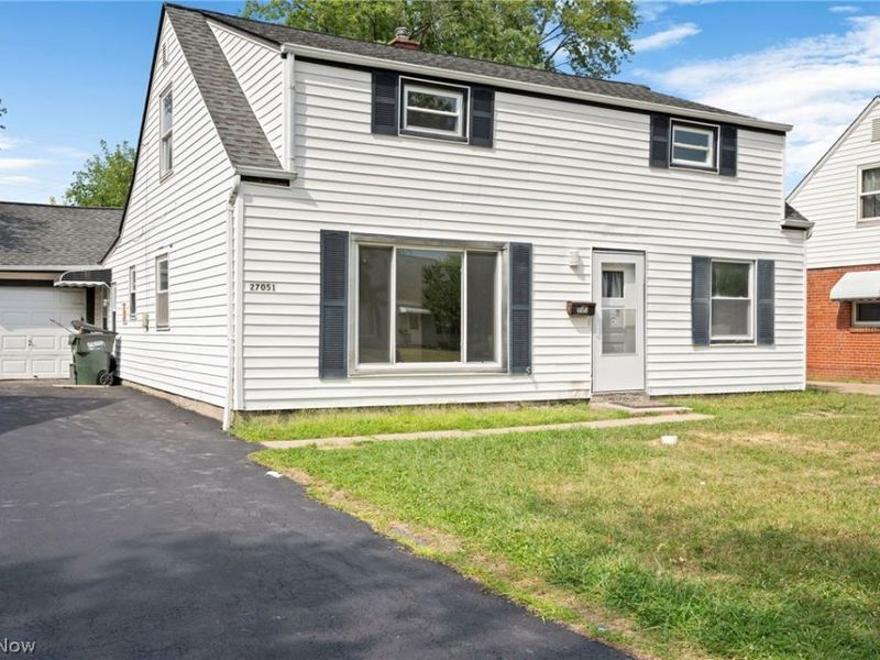 27051 Shirley Avenue , Euclid, OH 44132 Photo 2