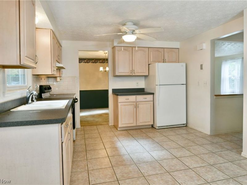 7706 Raglan Drive NE, Warren, OH 44484 Photo 15