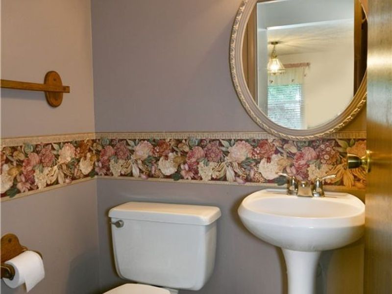 7706 Raglan Drive NE, Warren, OH 44484 Photo 19