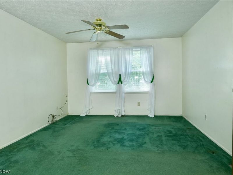 7706 Raglan Drive NE, Warren, OH 44484 Photo 22